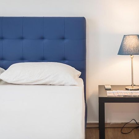 Victoria Apartment เอเธนส์ ภายนอก รูปภาพ